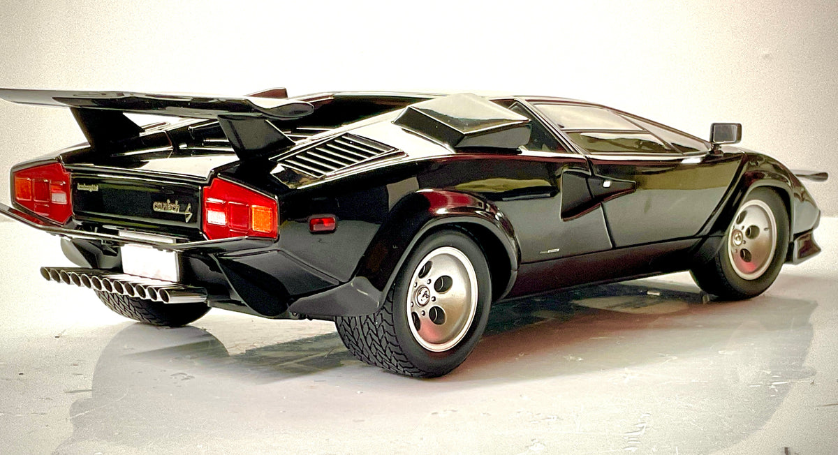 Kyosho 08320BKCR – Lamborghini Countach LP 400S – The Cannonball Run – Nera