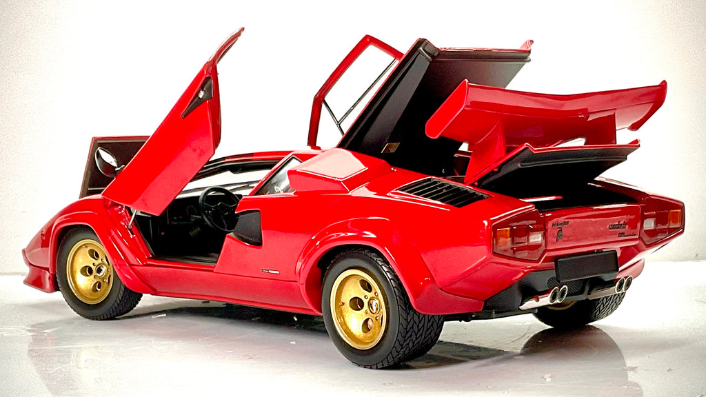 Kyosho 08320RBKG – Lamborghini Countach LP 5000 Quattrovalvole – Rossa con cerchi oro