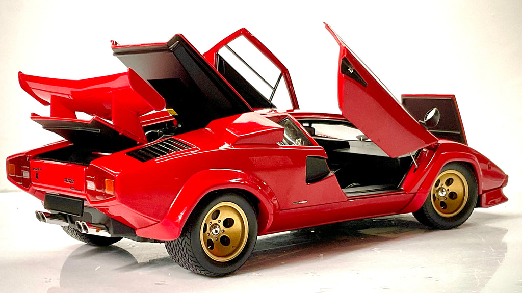 Kyosho 08320RBKG – Lamborghini Countach LP 5000 Quattrovalvole – Rossa con cerchi oro