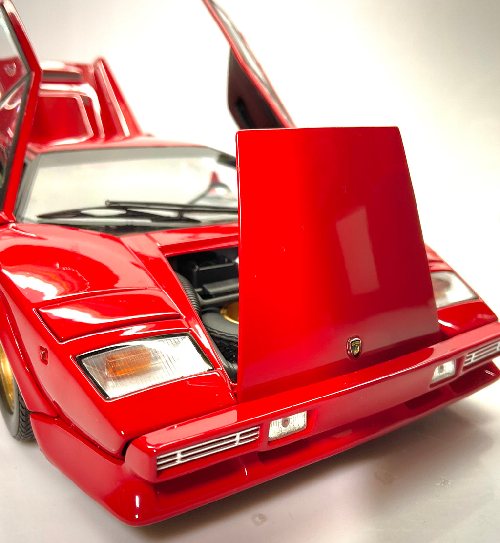 Kyosho 08320RBKG – Lamborghini Countach LP 5000 Quattrovalvole – Rossa con cerchi oro