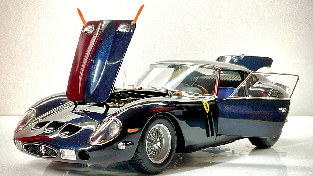 Kyosho 08438H – Ferrari 250 GTO – Blu scuro