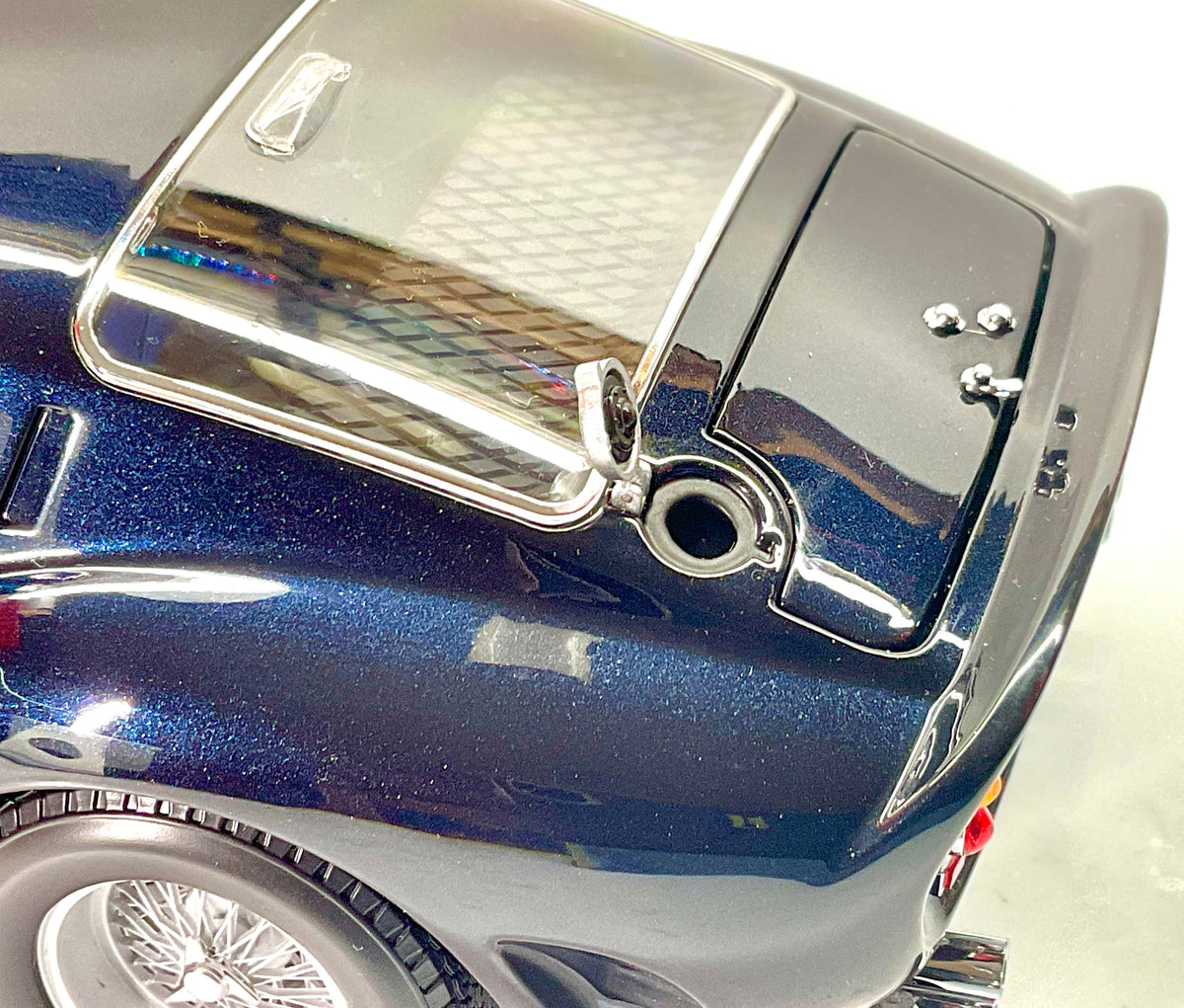 Kyosho 08438H – Ferrari 250 GTO – Blu scuro
